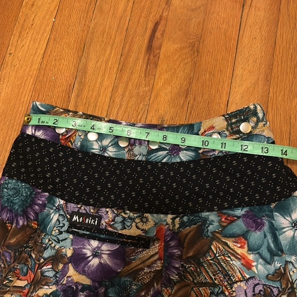 MOSHIKI Funky multi colored reversible skirt wrap skirt. - Picture 8 of 8